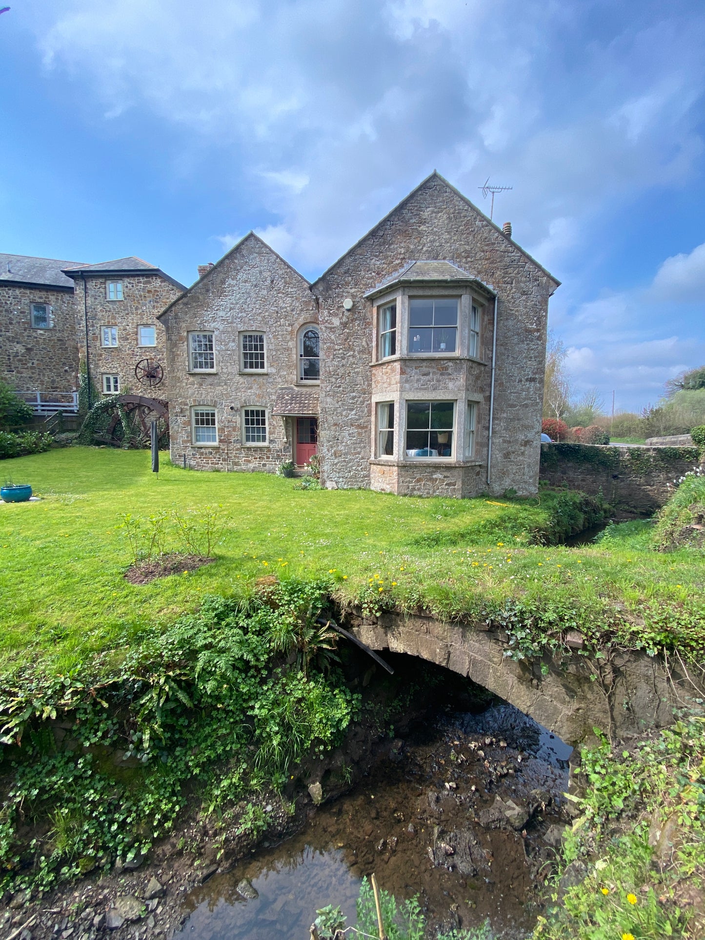 Art Accommodation - 3 Night Art Retreat